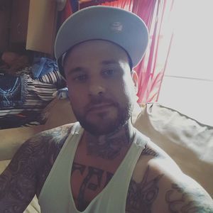 Meet your Posher, Adam